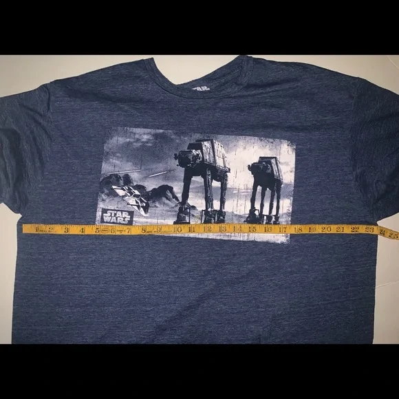 Soft Blue Star Wars graphic T-shirt pre owned - Picture 4 of 4